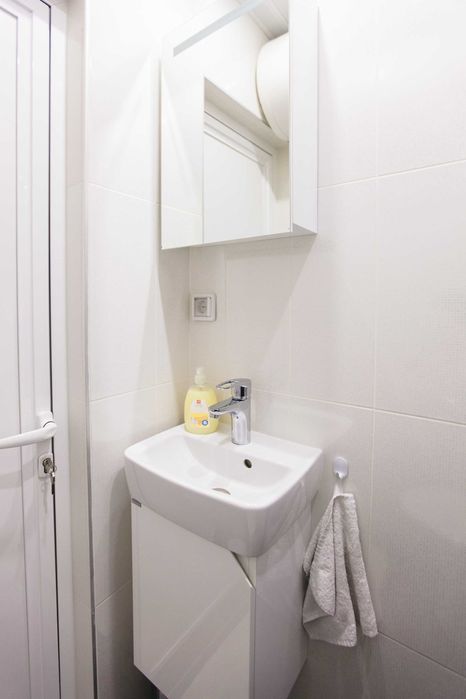 Дава се под наем Четиристаен апартамент в Плевен, Дружба 3 - 100 кв.м за 459 € - Снимка #12