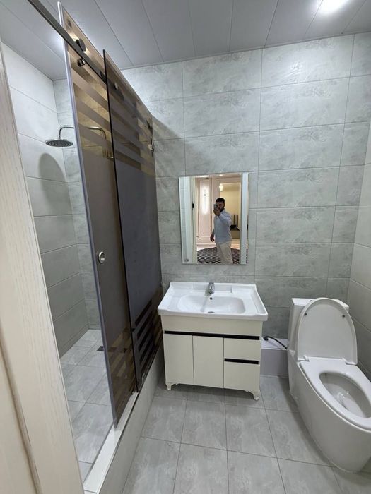 Продается 3 ком. Квартира в полуподвале в Мархабо площадью 78 кв.м.