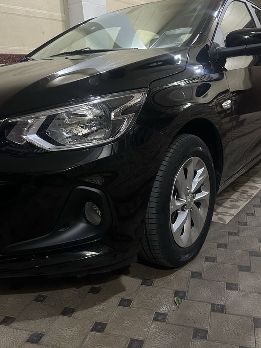 Onix diska balon sotiladi 185/65 r15