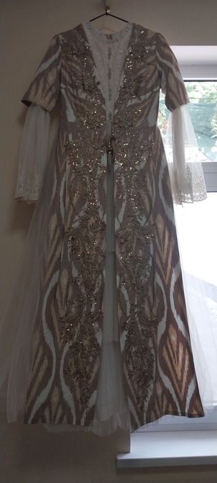 Kelinlik libosi 44.48 razmergacha bo'lgan asal qiz va ayollarga tushad