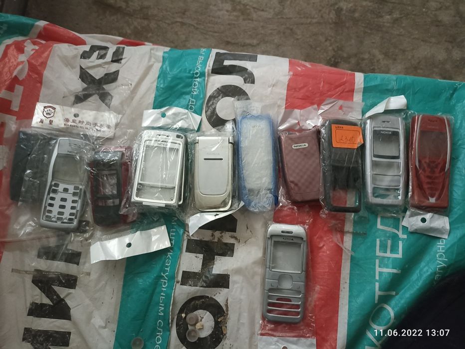 Продам аксессуары  чехлы