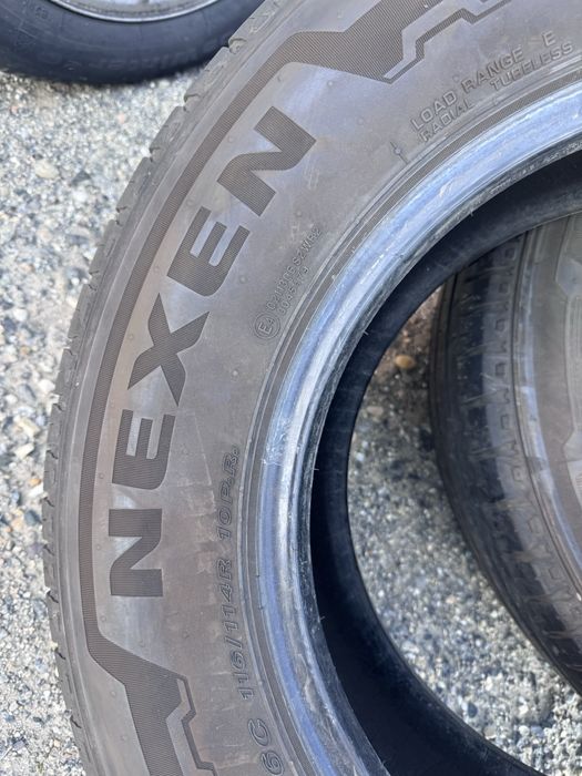 215/75R16C Nexen.