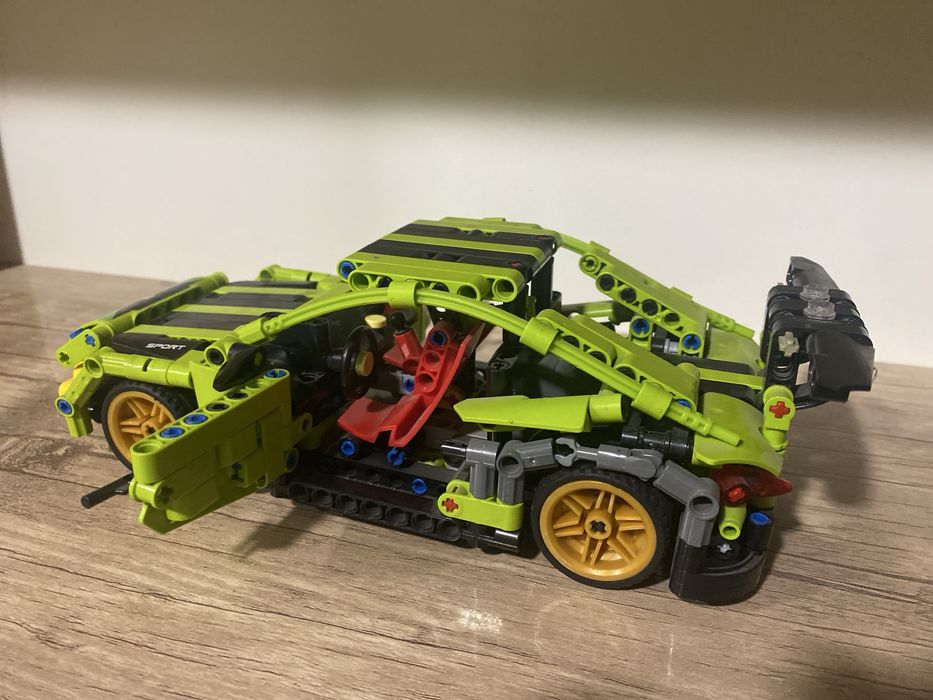 Машинка лего «porshe”
