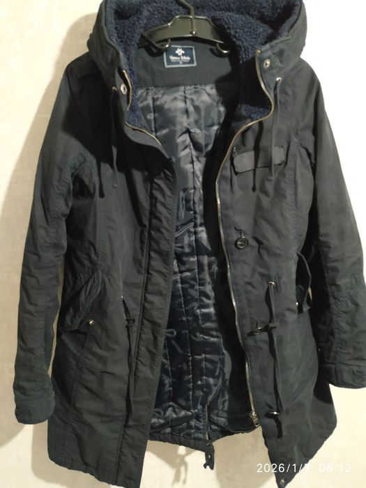 Продается стильная куртка парка