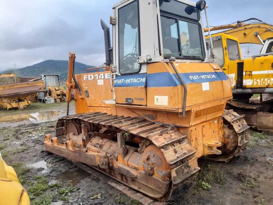 Dezmembrez buldozer Fiat Hitachi FD14E-piese de schimb Fiat Hitachi