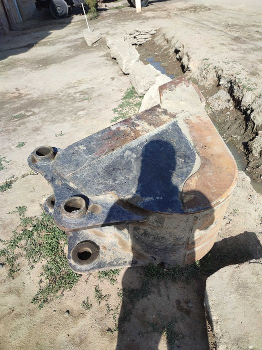 Ковиш доссан 210