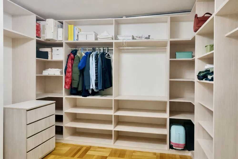 СРОЧНО! ПРОДАМ ЦУМ квартира 3/4/7 на метро  Космонавтов