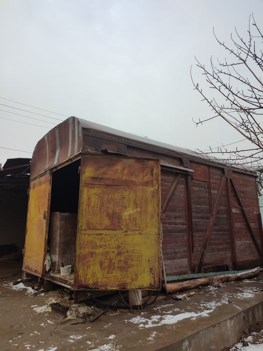 вагон сотилади 30 млн