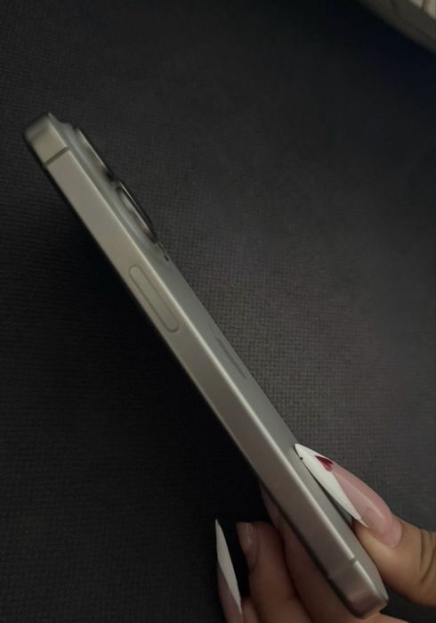 IPhone 15 pro , 128gb