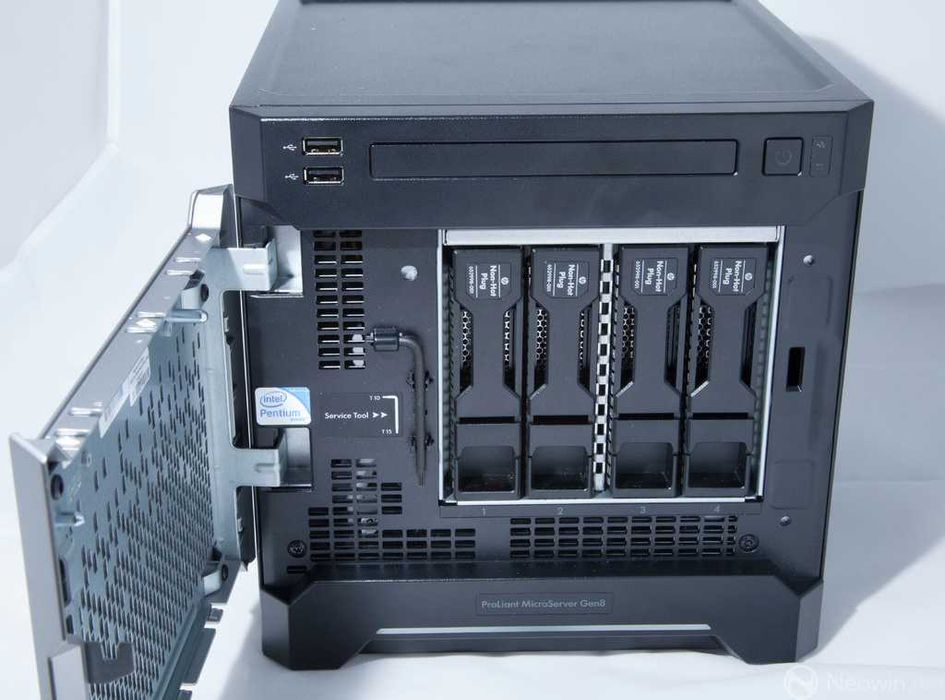 HP MicroServer Gen8 / 16GB RAM / Xeon E3-1265L