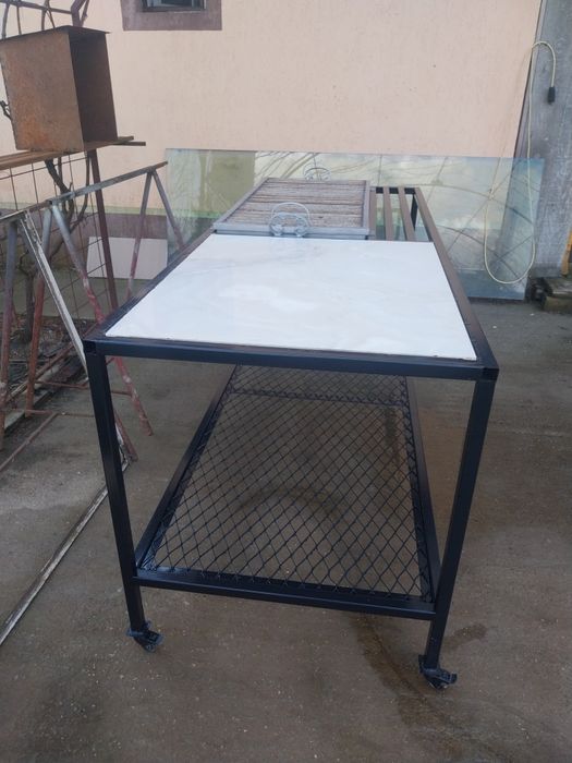 Gratare metalice de vânzare 2m  80 cm