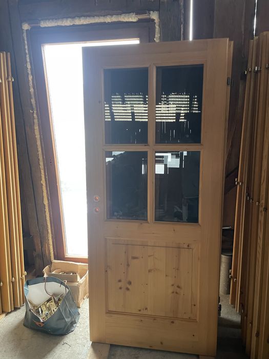 uși de interior din lemn masiv cu broască si mânere incluse