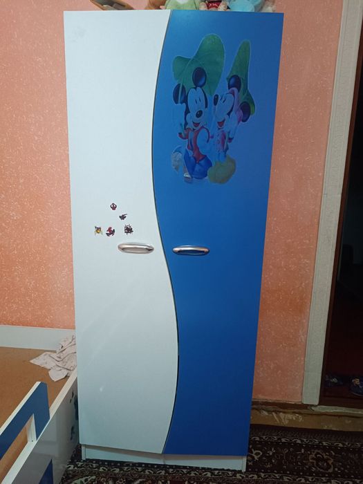 Детский шкафь Б/у
