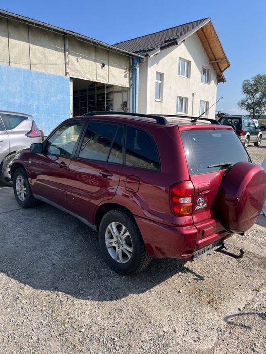Dezmembrez Piese Toyota Rav 4