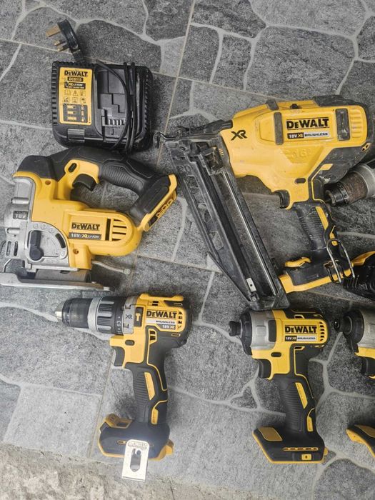 Dewalt Девалт инструменти машини
