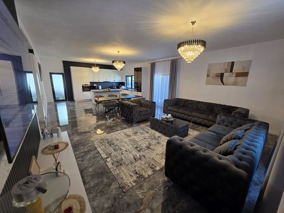 Casa lux ,zona Metro