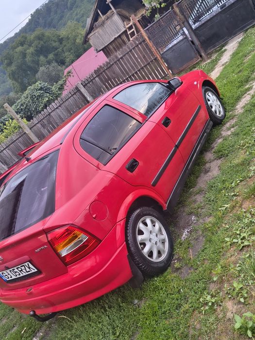 vând Opel Astra G