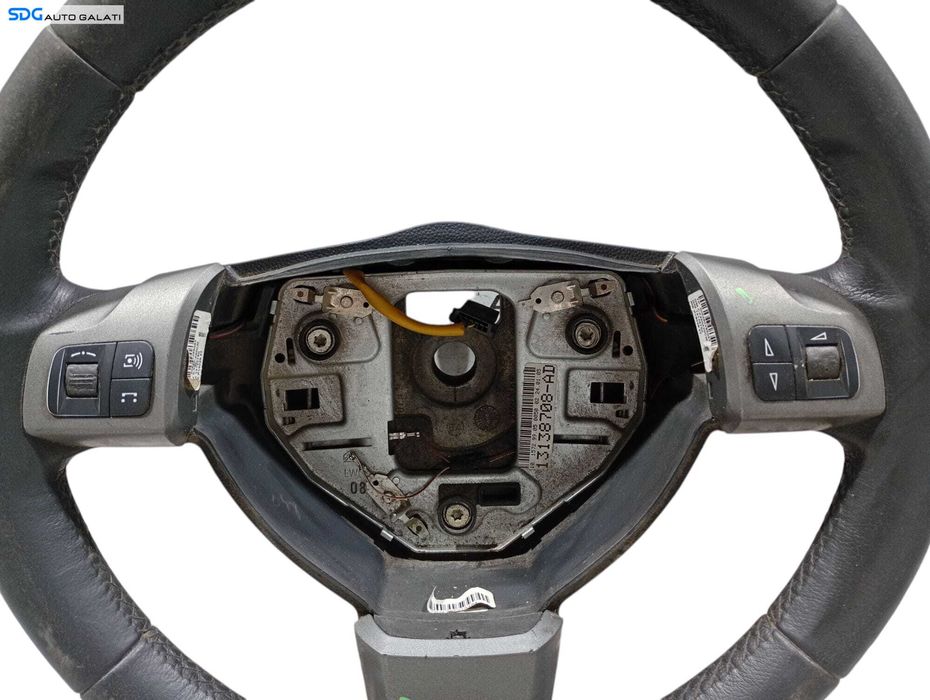 Volan din Piele cu Comenzi in 3 Spite Opel Astra H 2004 - 2010 Cod 13138708 [LC0880]