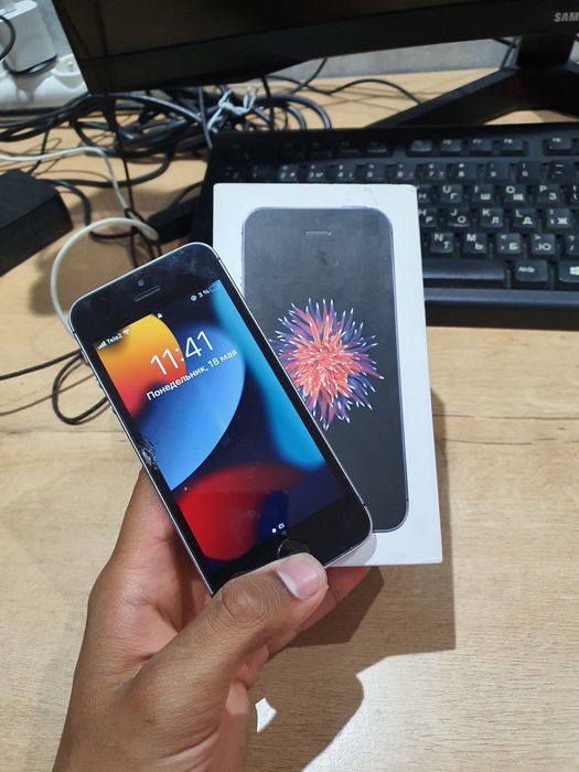 Продам айфон se 1 iphone se 1 64gb