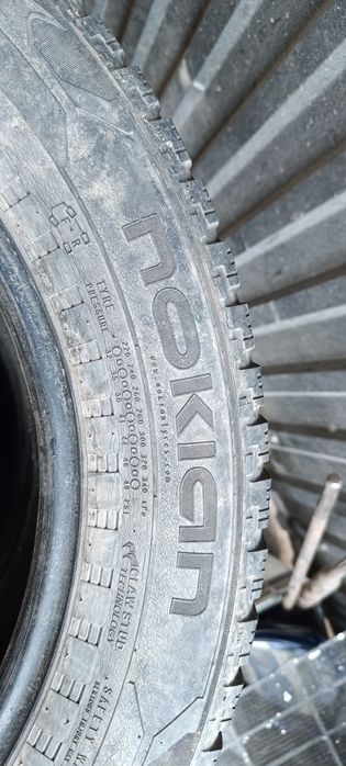 Продам шины зимние