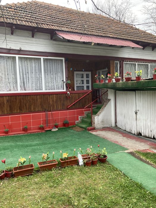 Casă , Com. Tomșani, jud. Vâlcea