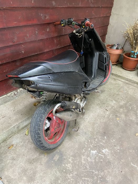 Schimb Malaguti F12 cu Aerox sau