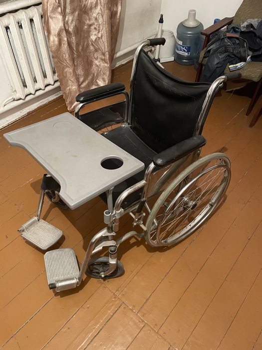 Инвалидная коляска