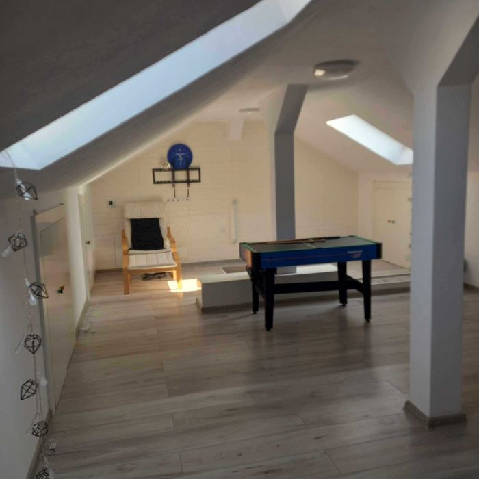 Inchiriez sau vand duplex Manastur