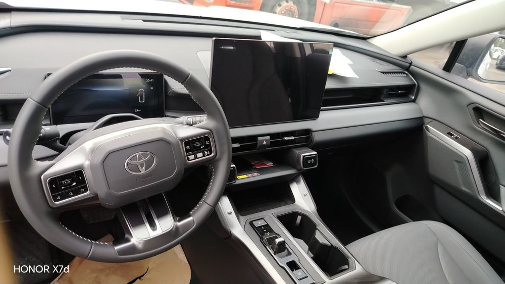 Toyota rav4 gibrid