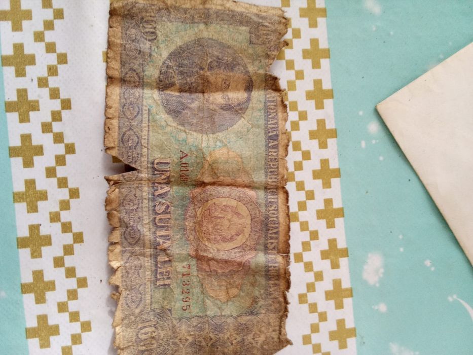 Vând bancnote vechi