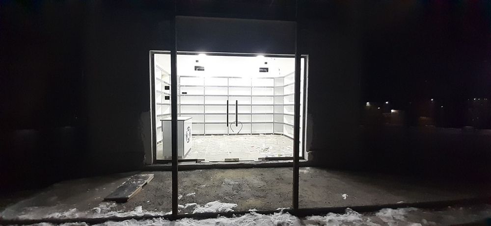 Ветрина (Стеллаж) дукон учун мебел. Do'kon uchun mebel.