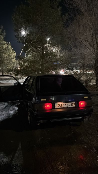 LADA 2114……………..