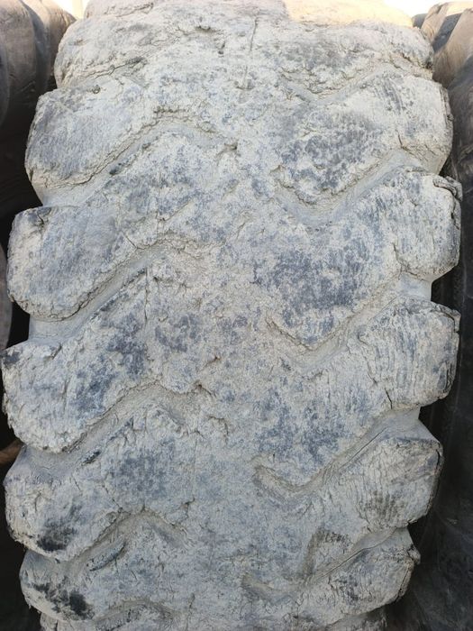 Автошины на погрузчик