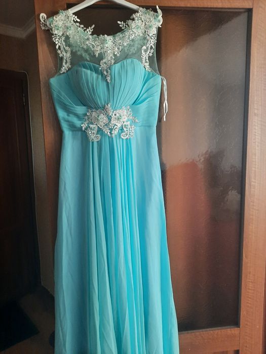 Продам платье вечернее ,выпускное