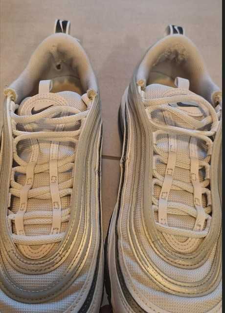Nike Маратонки  и обувки