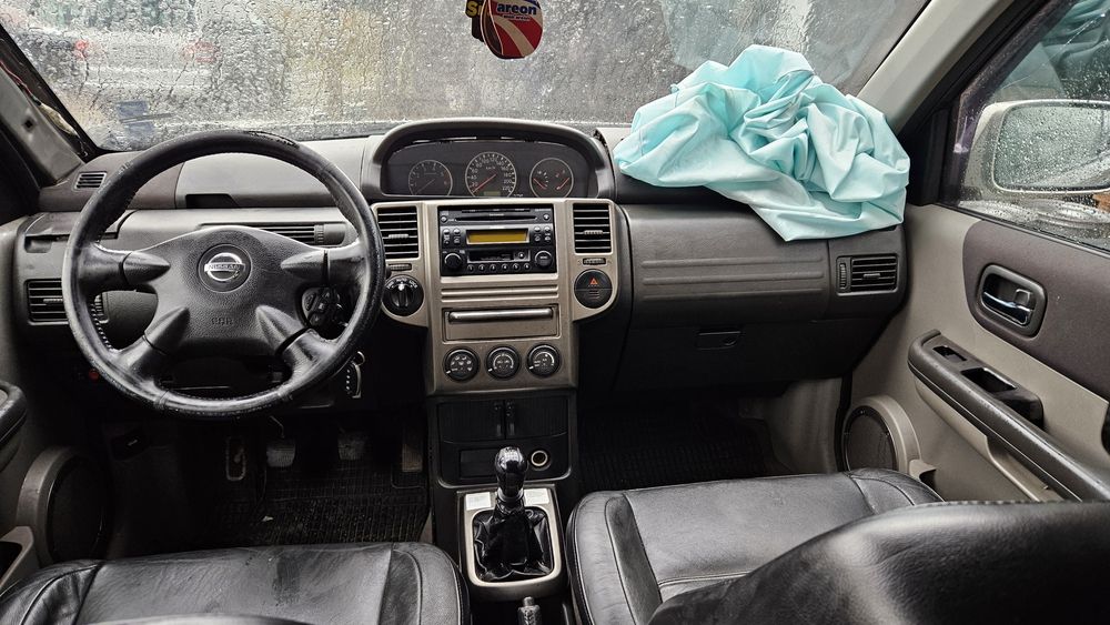 Nissan x-trail 2.2 dci - 136 ps.на части