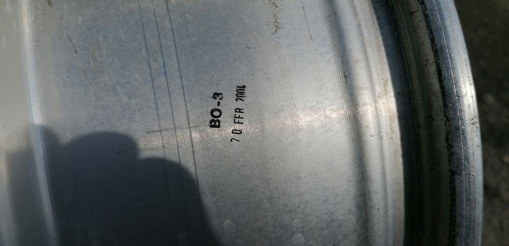 15 цола 5 х 120 мм БМВ Е46 - Оригинал - КАТО НОВИ !