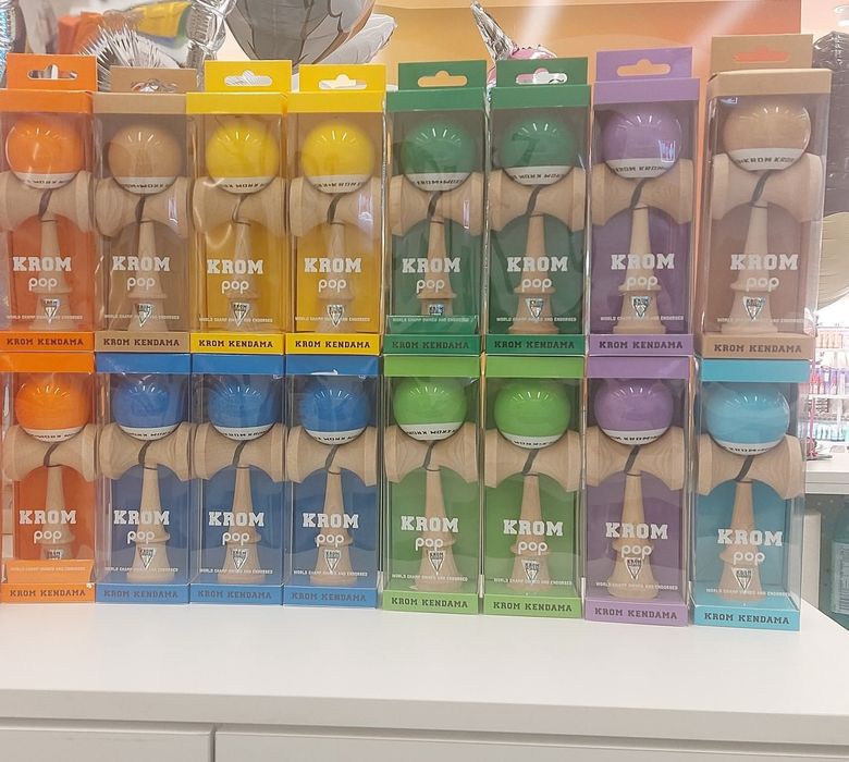 Kendama sweets si krom pop Suceava