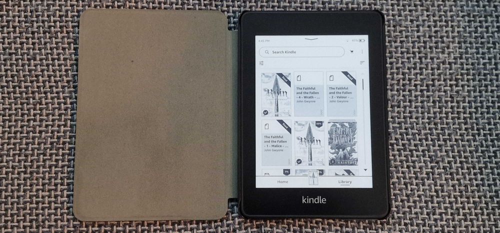 Kindle Paperwhite 10th Generation - 6 GB, WiFi