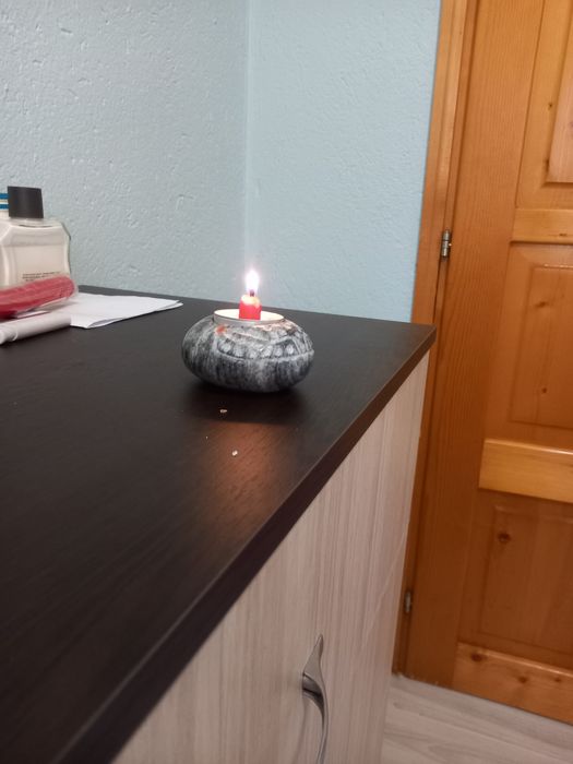 Свещник от речен камък