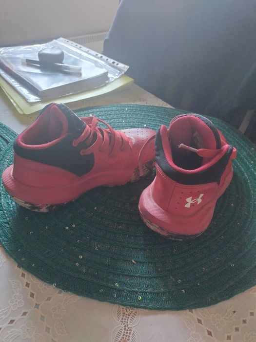 Детские кроссовки under armour