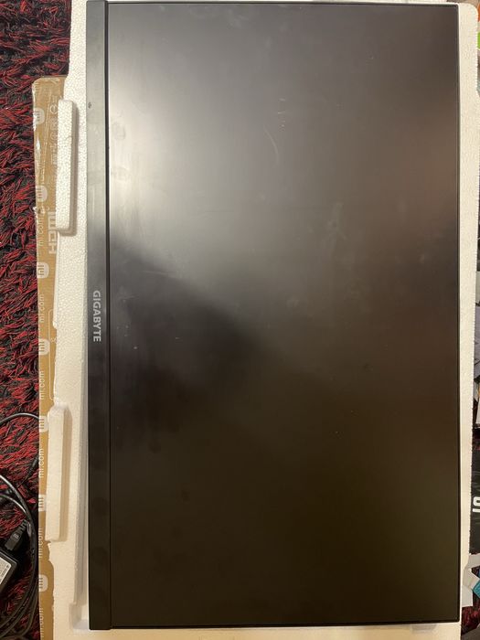 Продаю монитор gigabyte g27f 2 черный