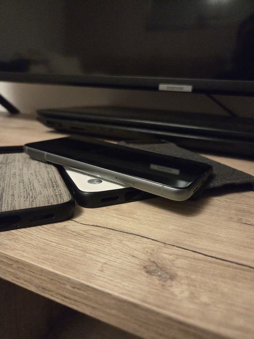 Google pixel 8 Hazel