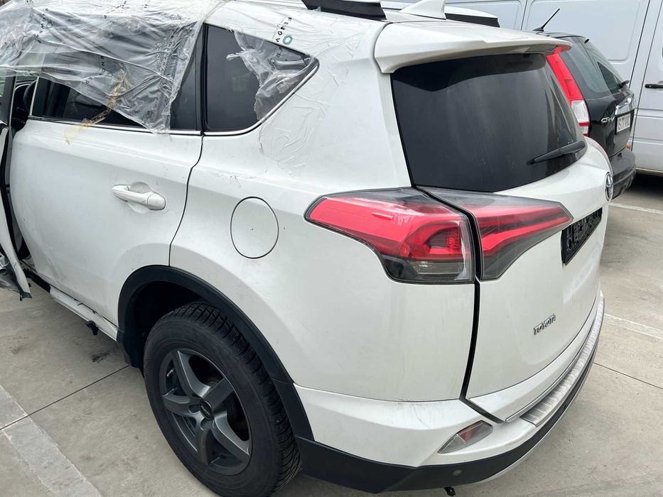 PIESE AUTO Toyota Rav4 2017 cutie manuala motor 2.0 d caroserie