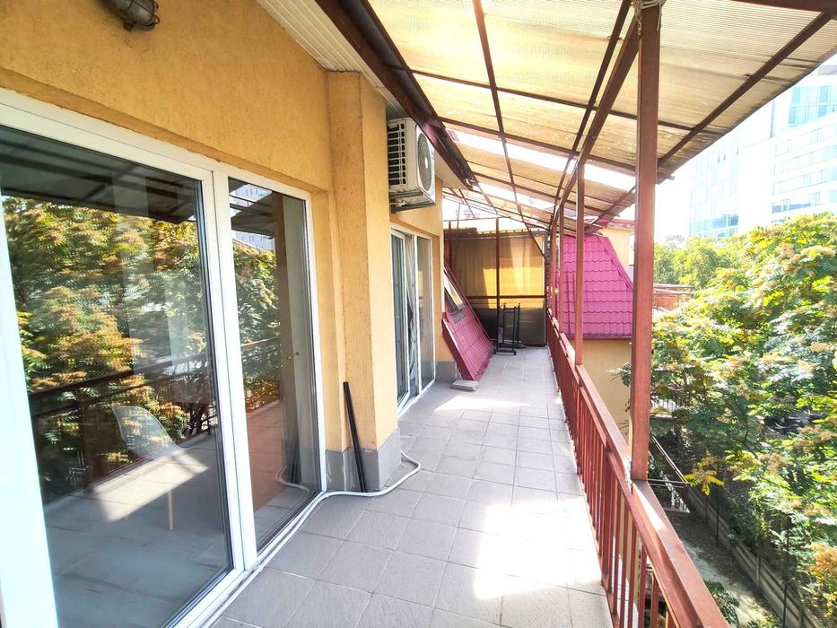 Apartament 3 camere zona centrala pe strada Ploiesti