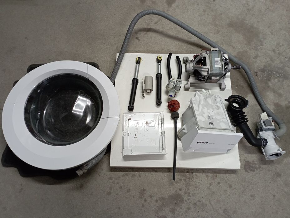 Продавам пералня gorenje на части