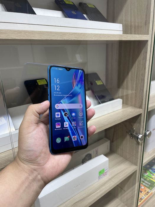 Телефон Oppo A12