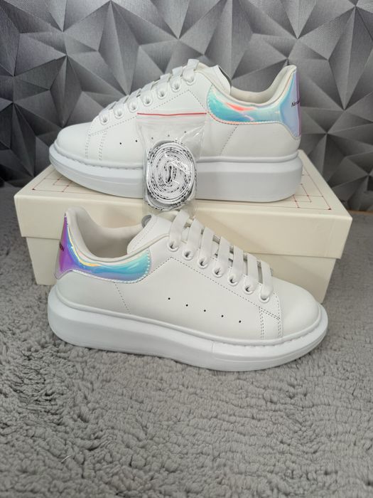 Adidasi Alexander McQueen