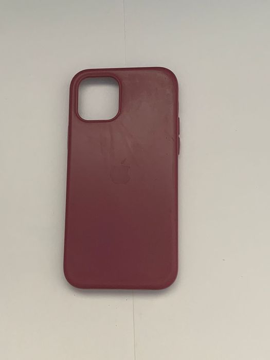 Чехлы на:11,12,6s