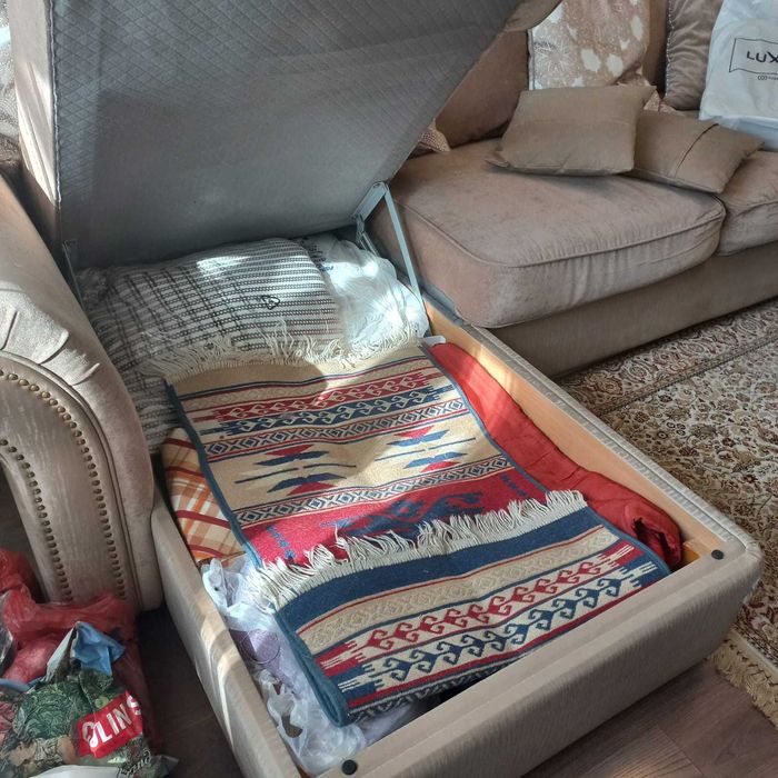 продам угловой диван